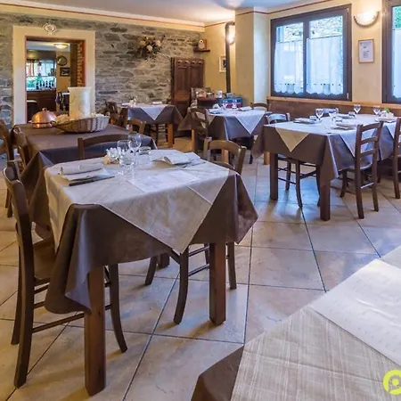 Hotel Aquila Bianca 3*