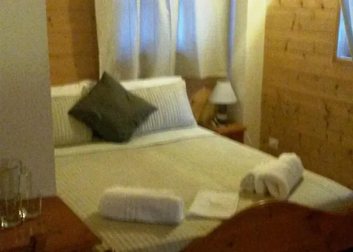 Hotell Aquila Bianca 3*